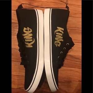 King Sneakers